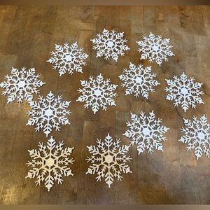 Vintage 1970’s White Plastic Snowflake Gliter Ornaments Set of 12